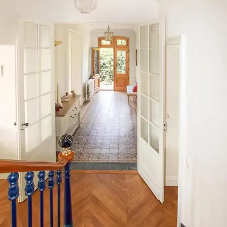 Familiale Renovee A Avec 6 Ch, 4 Sdb, Entre 8 A 10 Pers Vila